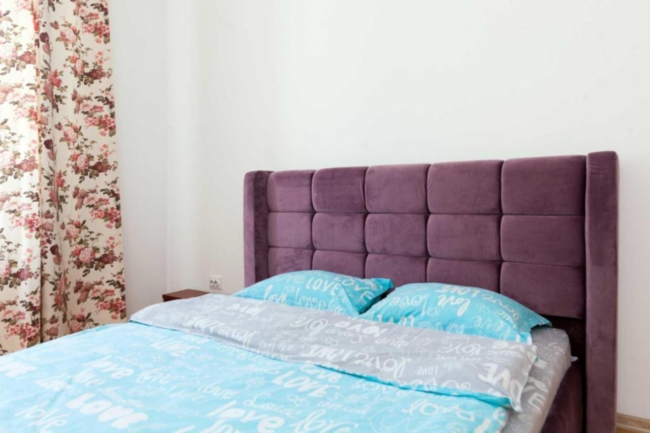 Apartament Три Кімнати Вулиця Грушевського 9 Центр Міста Львів Zewnętrze zdjęcie